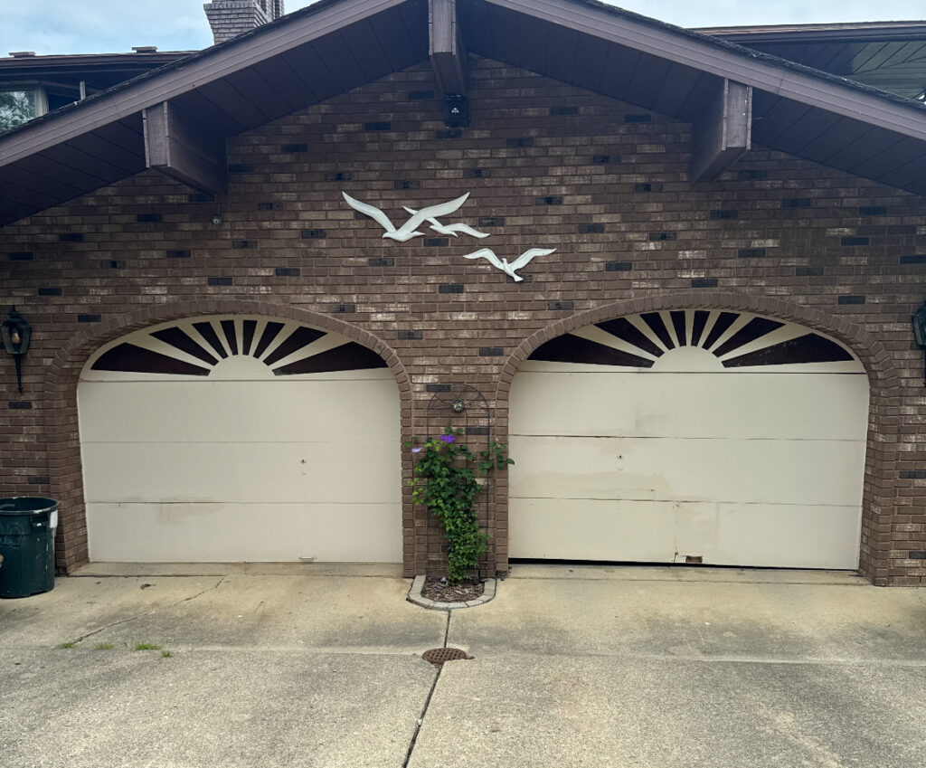 Garage Door Services Near You in Riverview, Canton, Livonia, and the greater Detroit, MI area.